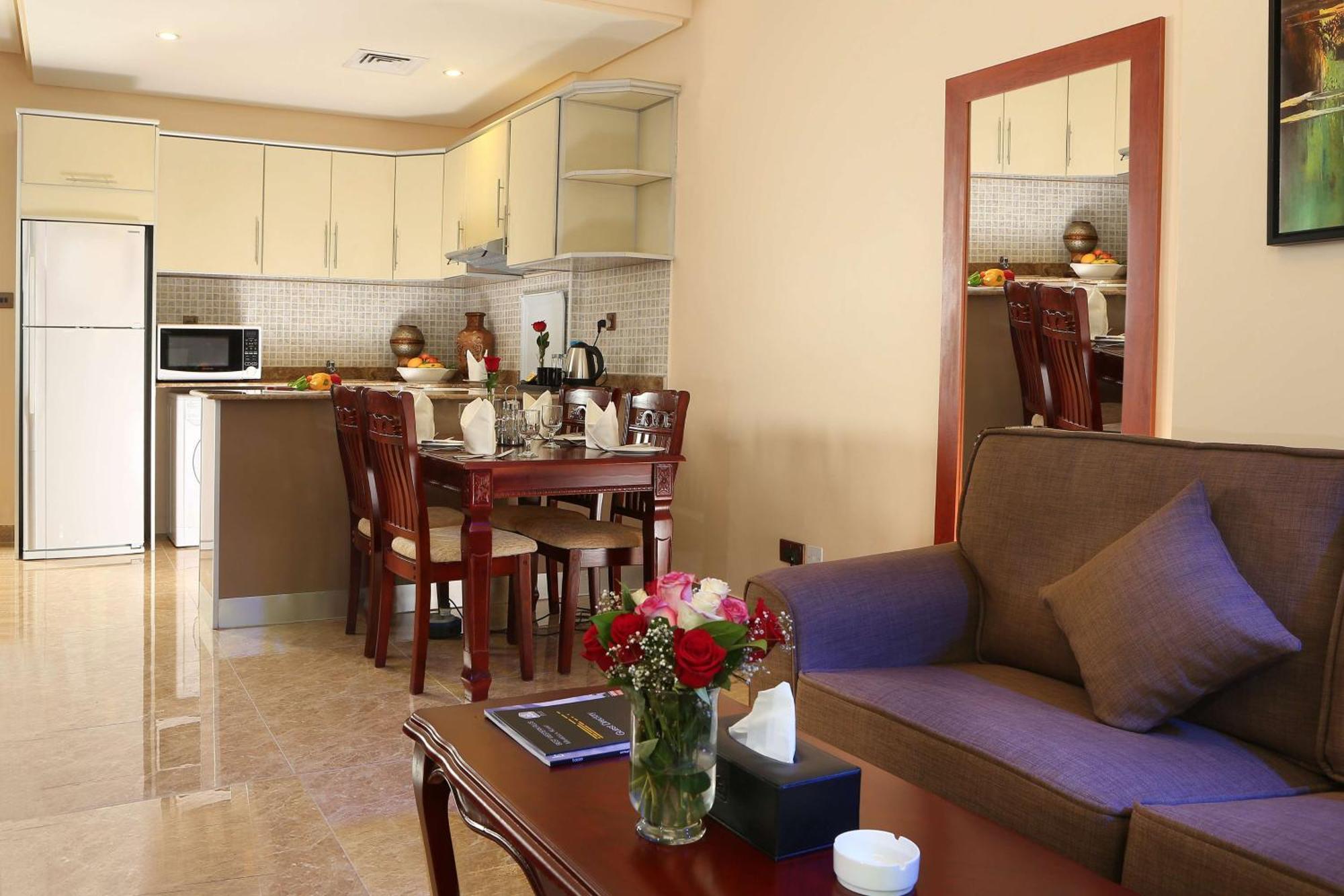 Best Western Plus Salmiya Kuwait City Exterior photo